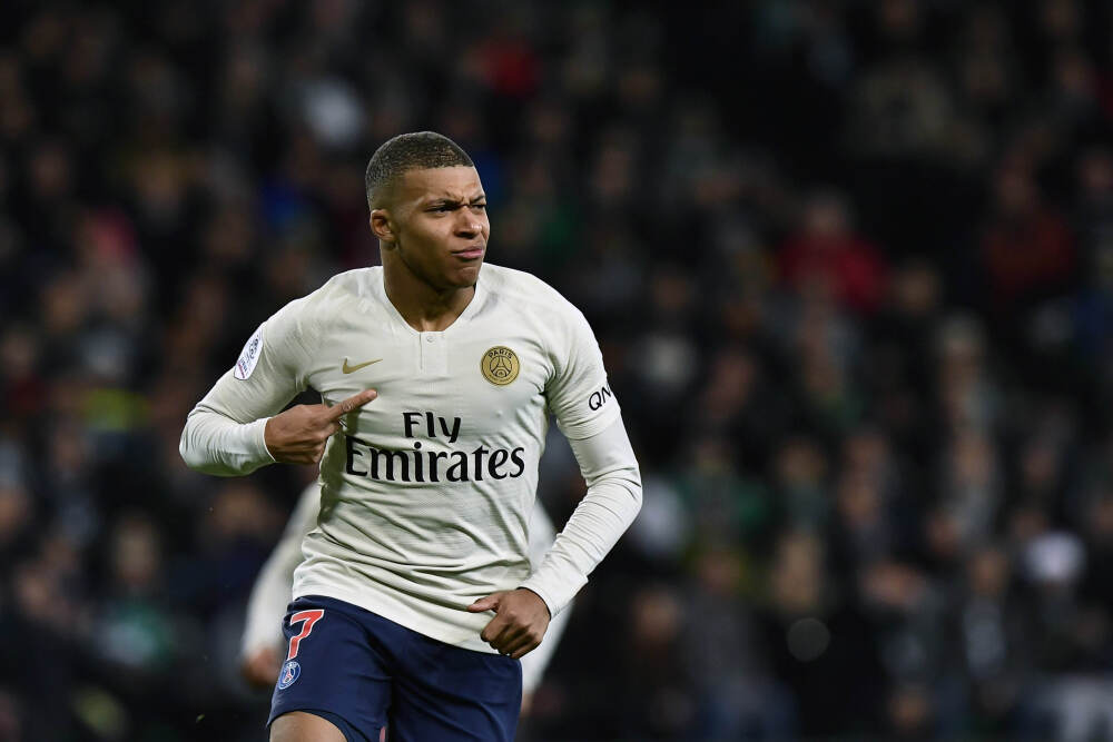 12月30日北向资金最新动向（附十大成交股）